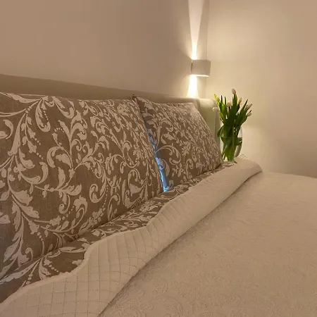 Bed & Breakfast Blue Moon Arco